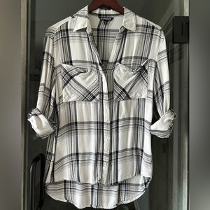Express Women’s Flannel XS